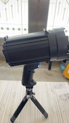 Con lámpara LED-UV de tipo de carga manual