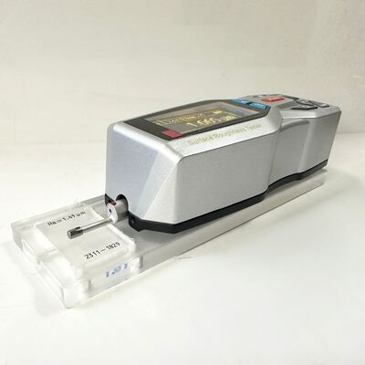 Medidor de rugosidad de superficie portátil con 14 parámetros y pantalla de matriz de puntos OLED de 128 x 64 con espectrograma